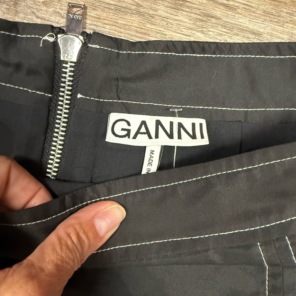 Ganni Black and Cream Ruffled Mini Pencil Skirt - Picture 2 of 4